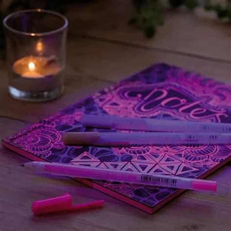 SAKURA GELLY ROLL MOONLIGHT FLUORESCENT PEN Artemiranda