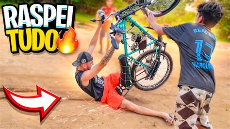 TENTANDO RASPA A CHURRASQUEIRA DA BIKE MOTORIZADA Mxmacaxeiraoficial