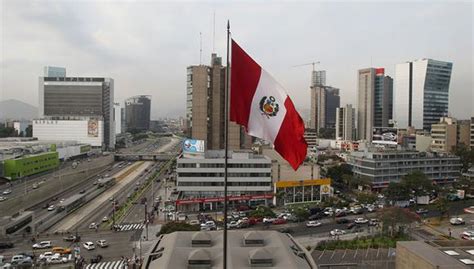 Econom A Peruana Registr Crecimiento De En Octubre De Este A O