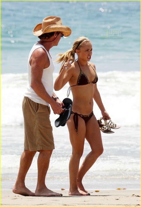 Hayden Panettiere Is A Bikini Babe Photo Bikini Hayden