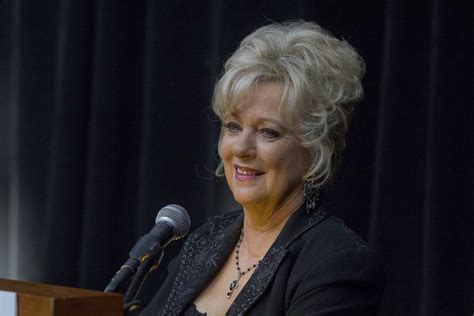 Connie Smith Biography - Country Musician Profile