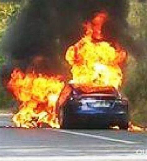 Tesla Francia Una Model S Prende Fuoco Quattroruote It