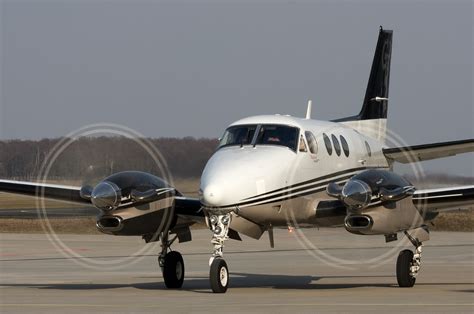 King Air 90 Specifications