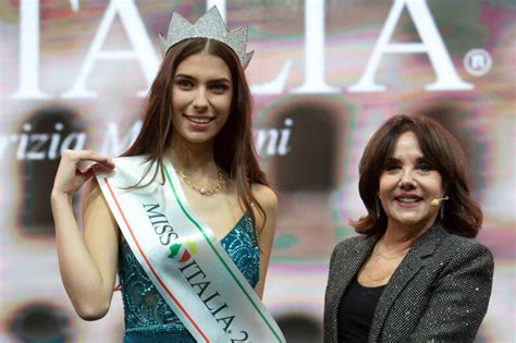 Eletta La Nuova Miss Italia Non Succedeva Da 27 Anni Ecco Dovè