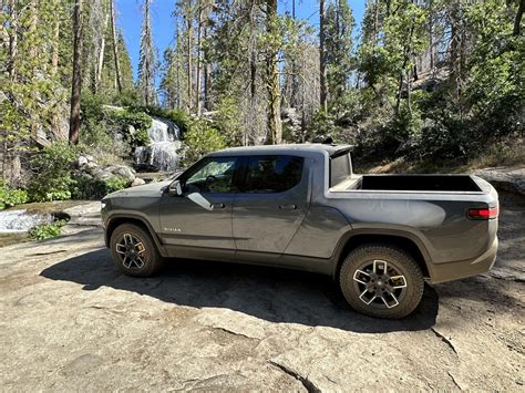 El Cap Granite Rivian Photos Page 19 Rivian Forum R1t R1s R2 News