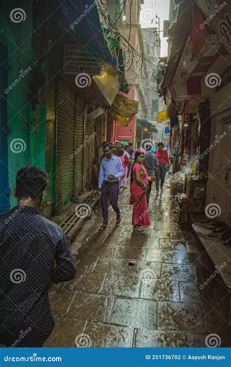 Streets of Varanasi, Streetscape Varanasi, India Editorial Photography ...