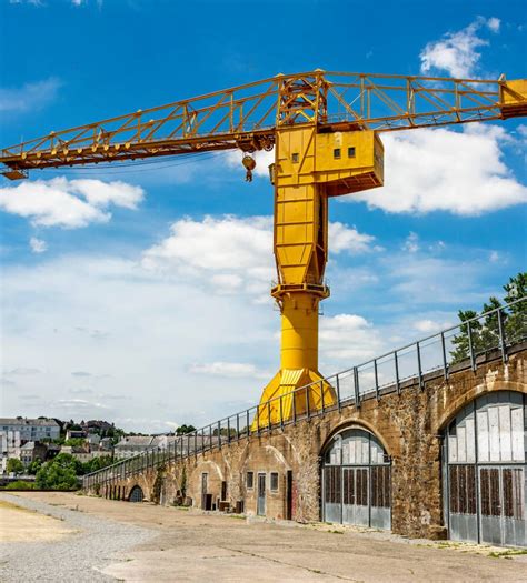 La Grue Jaune De Nantes A Ans Et Devient Un Monument Historique