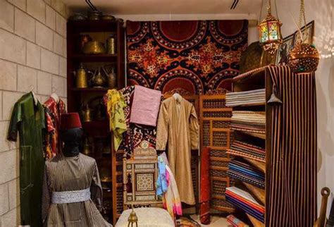 Syrian Glory Jordanian Exhibition Pays Tribute To Syrian Textiles