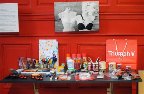 Triumph The Maker Of Lingerie Graffiti S Diaries Blog Mode Et Lifestyle