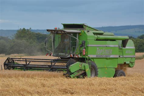 Deutz Fahr Topliner Hts Combine Harvester Cutting Win Flickr