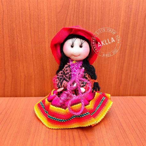 Lovely Peruvian Dolls Handmade Andean Doll 1 AKLLA EXPORT