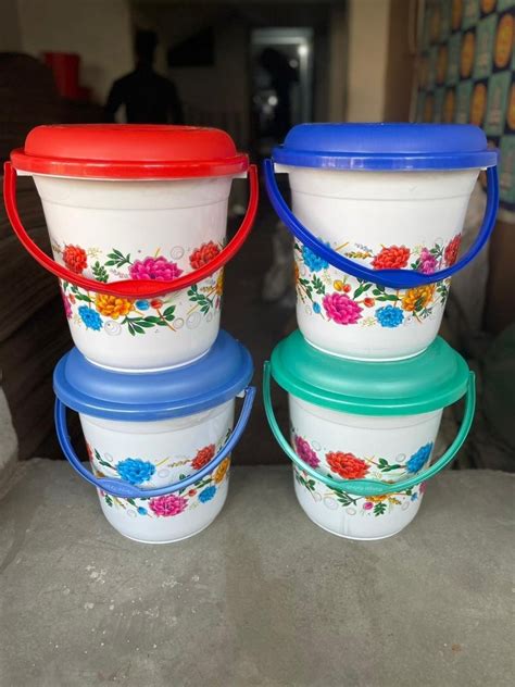 Polypropylene Plastic Flora Bucket With Lid Ltr For Home