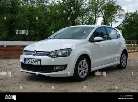 Volkswagen Polo 1 2 TDI BlueMotion MA 2010 blanc Français