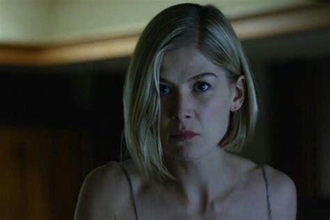 Rosamund Pike Gone Girl Screen Capture