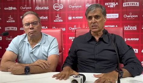 Crb Mant M Treinador E Faz Cobran A Ao Elenco Antes De Jogo Contra O