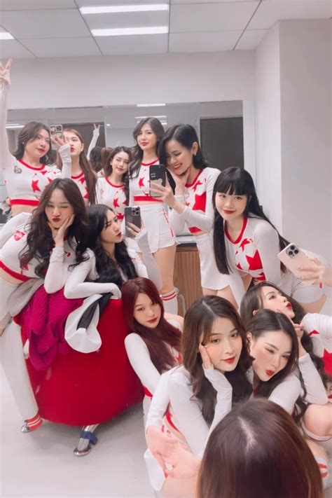 No Sex Ngắm nhìn lại dàn hot girl của Nóng cùng World Cup VOZ