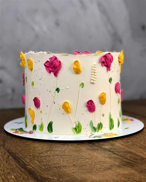 Faça esse bolo de aniversário feminino que fica lindo Receita em 2024