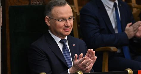 Du E Zmiany W Rankingu Zaufania Andrzej Duda Ma Powody Do Niepokoju