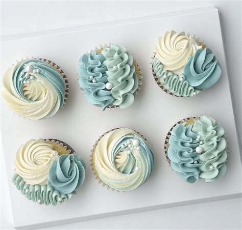 Pin By Jessica Z On All About The Cupcakes In Icing Design