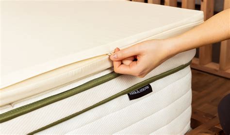 Organic Mattress Topper - Silk & Snow Canada