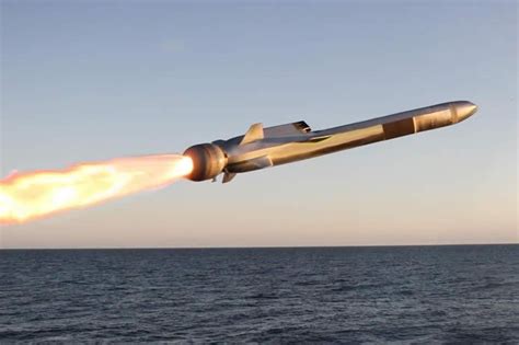 Raytheon Nabs 35 9M For Work On Navy S Over The Horizon Missile System