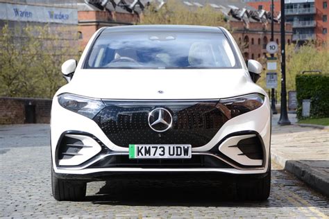 Mercedes Benz Eqs Suv Review Greencarguide Co Uk