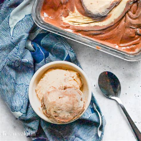 Recipe How To Make Chocolate Vanilla Swirl Ice Cream Scoops And Savor