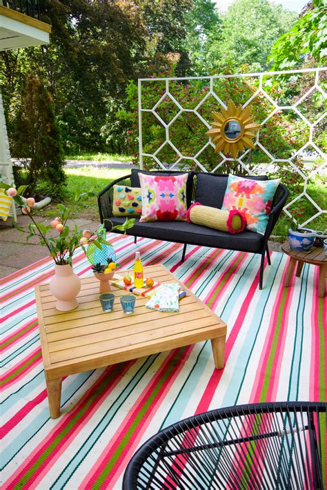 Colorful Patio Ideas • PMQ for two