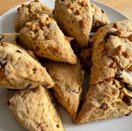 Banana Chocolate Chip Scones - PDXFoodLove