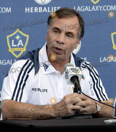 Photos And Pictures La Galaxy Head Coach Bruce Arena With Players