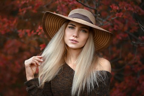 Blonde Model Girl Hat Woman Wallpaper Coolwallpapers Me