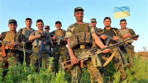 Сколько человек состоит в одной роте, батальоне, бригаде?