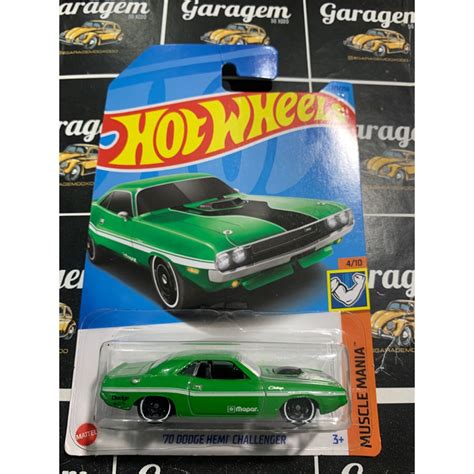 Hot Wheels 70 Dodge Hemi Challenger HKJ55 Muscle Mania