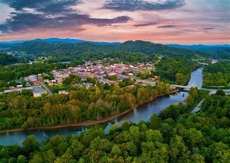 Underrated But Scenic 10 Charming North Carolina Towns That Are Great