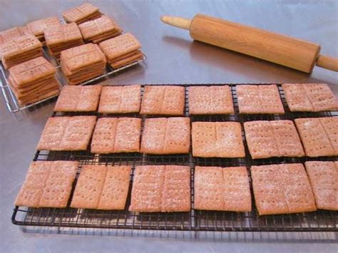 Homemade Honey Graham Crackers Recipe