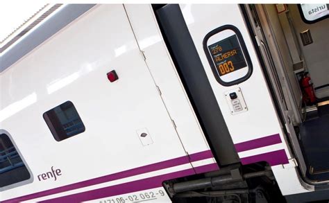 Nueva Incidencia De Renfe Tres Horas Parados Y Los Pasajeros Sin Aire