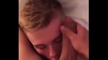 Anal Indoloro Con HxH XVIDEOS