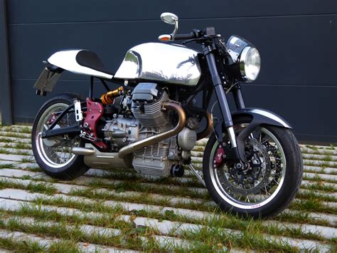 Umgebautes Motorrad Moto Guzzi V11 Sport Naked Von Der Inschinoer