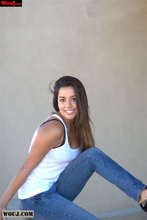 Wouj Is The Place To See Photos Of Pretty Amateur Babes Clothed Photos