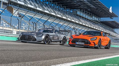 2021 Mercedes Amg Gt Black Series Color Magma Beam And Amg Gt3 Racing Car Caricos