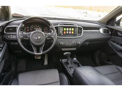 2017 Kia Sorento: 58 Interior Photos | U.S. News