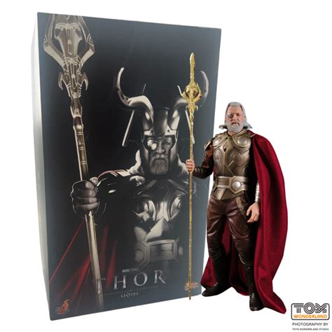 Hot Toys Thor MMS148 1 6 Scale Odin Limited Edition Collectible