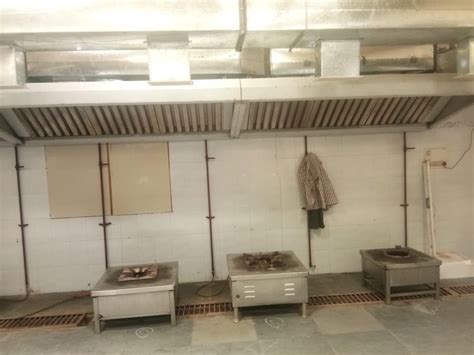 Rectangular Commercial Kitchen Chimney For Industrial At Rs 5000 Sq Ft