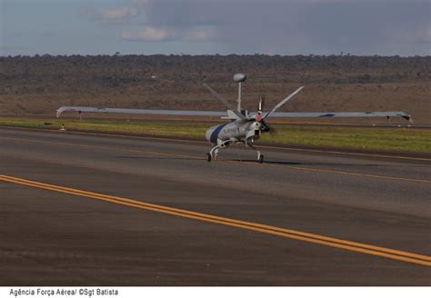 Drones da FAB vão vigiar peregrinos durante missa do Papa em Guaratiba