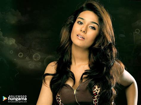 Republik Management Studio Amrita Rao Wallpapers Amrita Rao Hot Photos Gallery