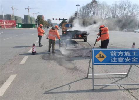 南漳交通公路部门全面抢修雪后路面病害为春运护航 荆楚网 湖北日报网