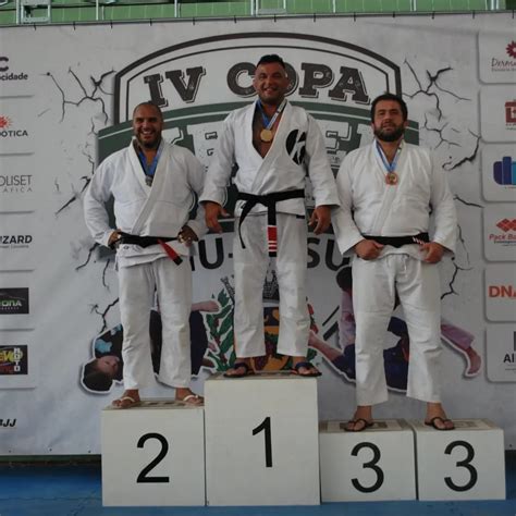 Gm Albanez Vence Pantale O Por Pontos E Conquista Ouro Em Competi O De