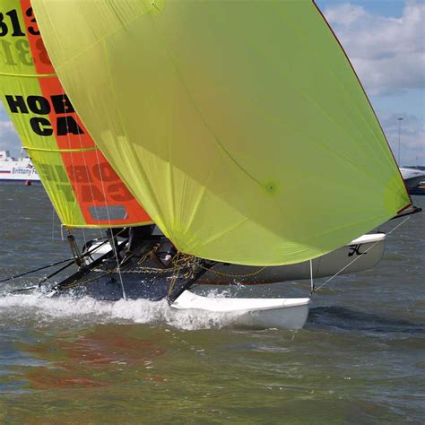 Catamaran Hobie Cat 15 Evo Sailing