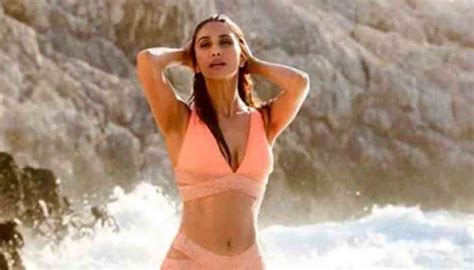 Hot Sexy Rana Mohammad Bikini Pics