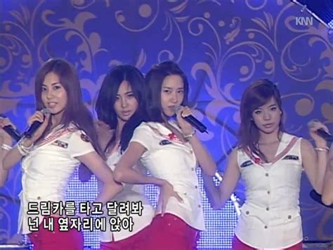 SNSD Tell Me Your Wish Genie Evergreen Concert 4 4 Aug06 2009